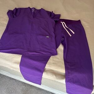 Figs Scrub Set Electric Purple